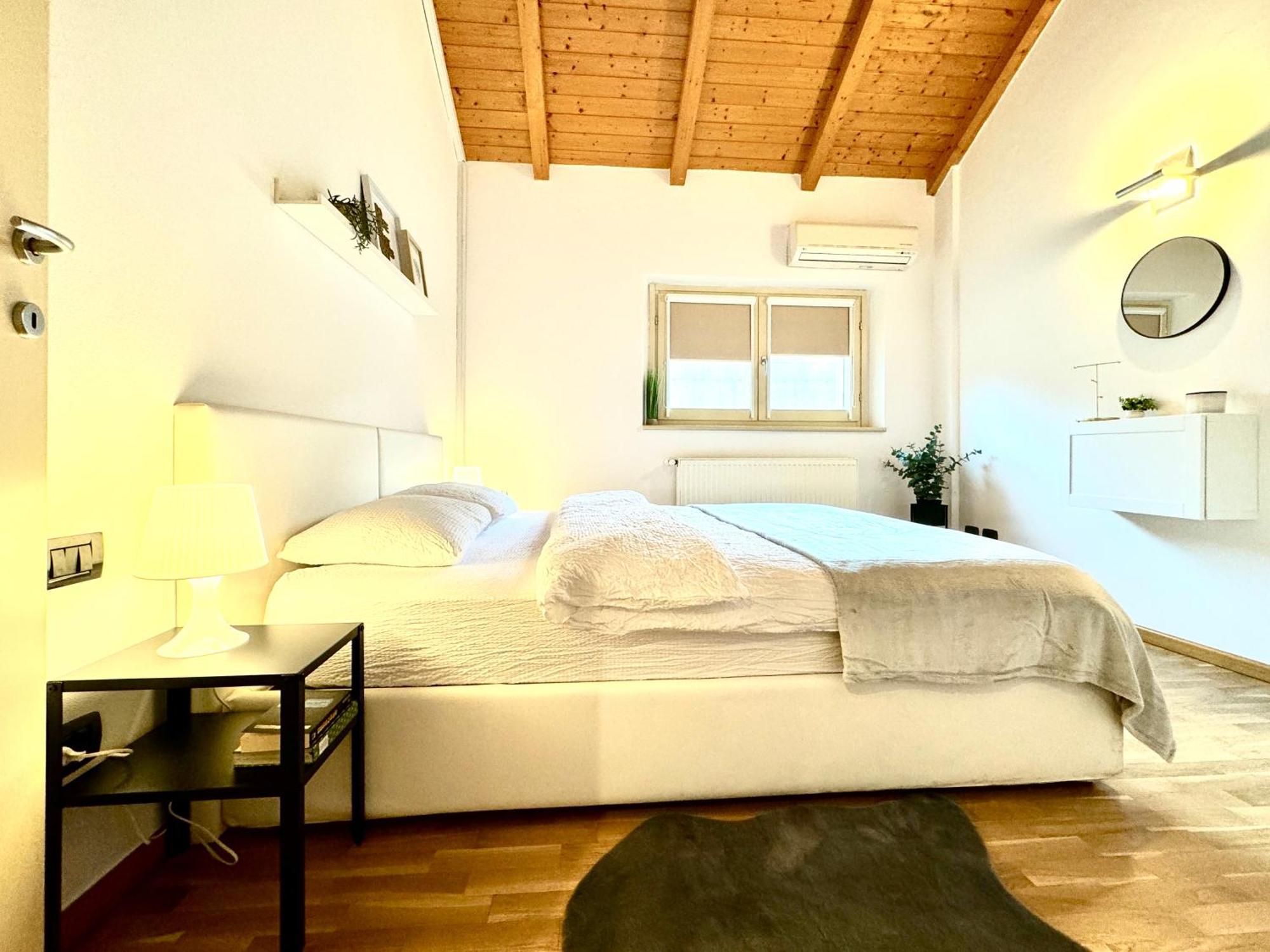 The Loft Apartman Temesvár Kültér fotó