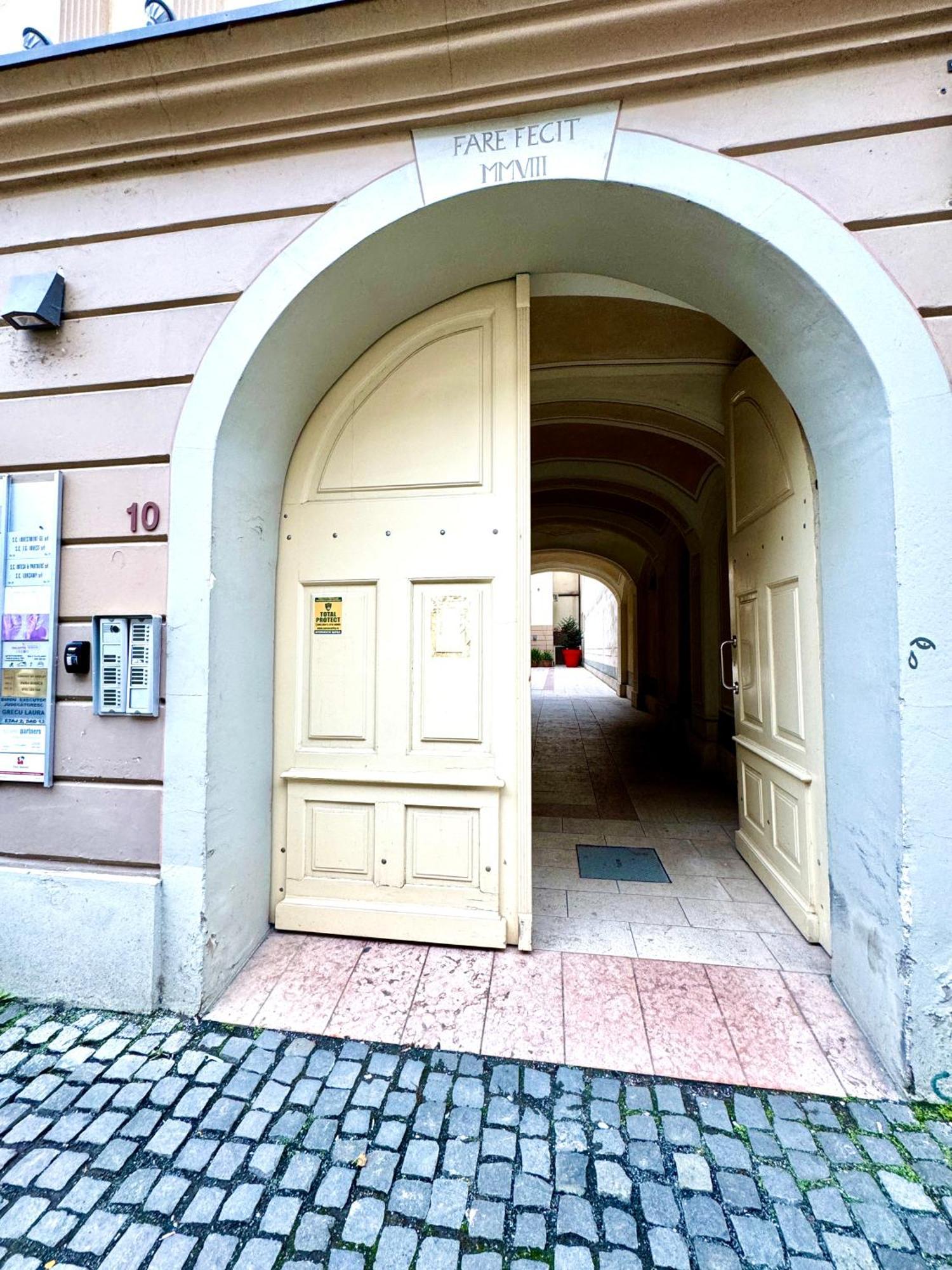 The Loft Apartman Temesvár Kültér fotó